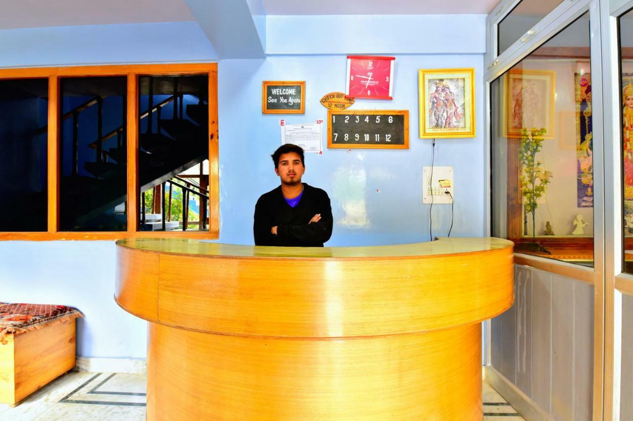 Capital O 38846 Varsha Inn Haripūr Buitenkant foto